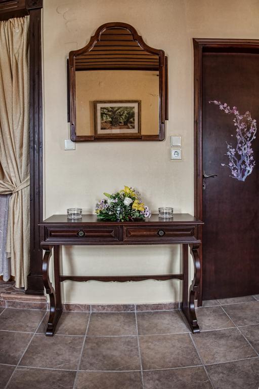 Villa Erontas Aryiroúpolis Esterno foto
